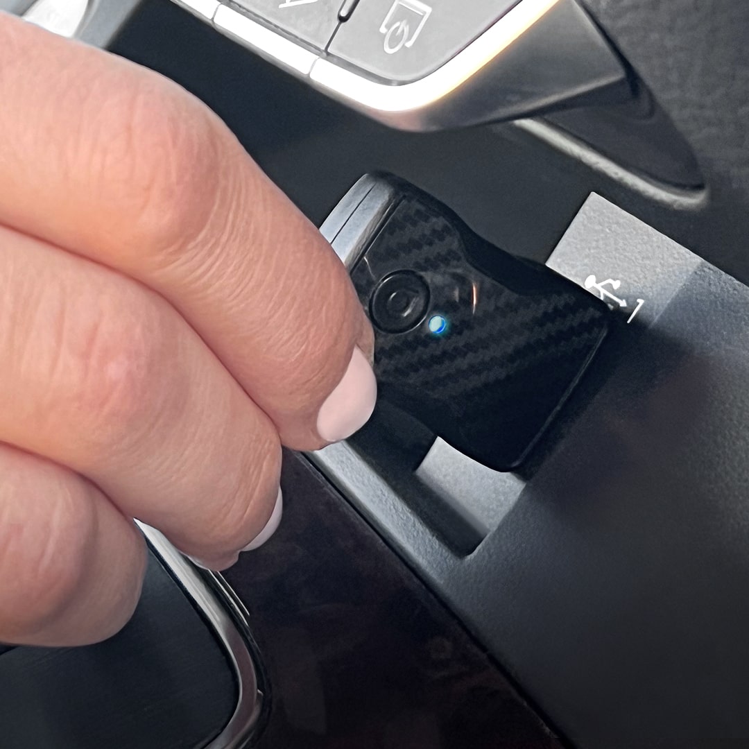 aluratek collections mobile accessories wireless carplay android black auto