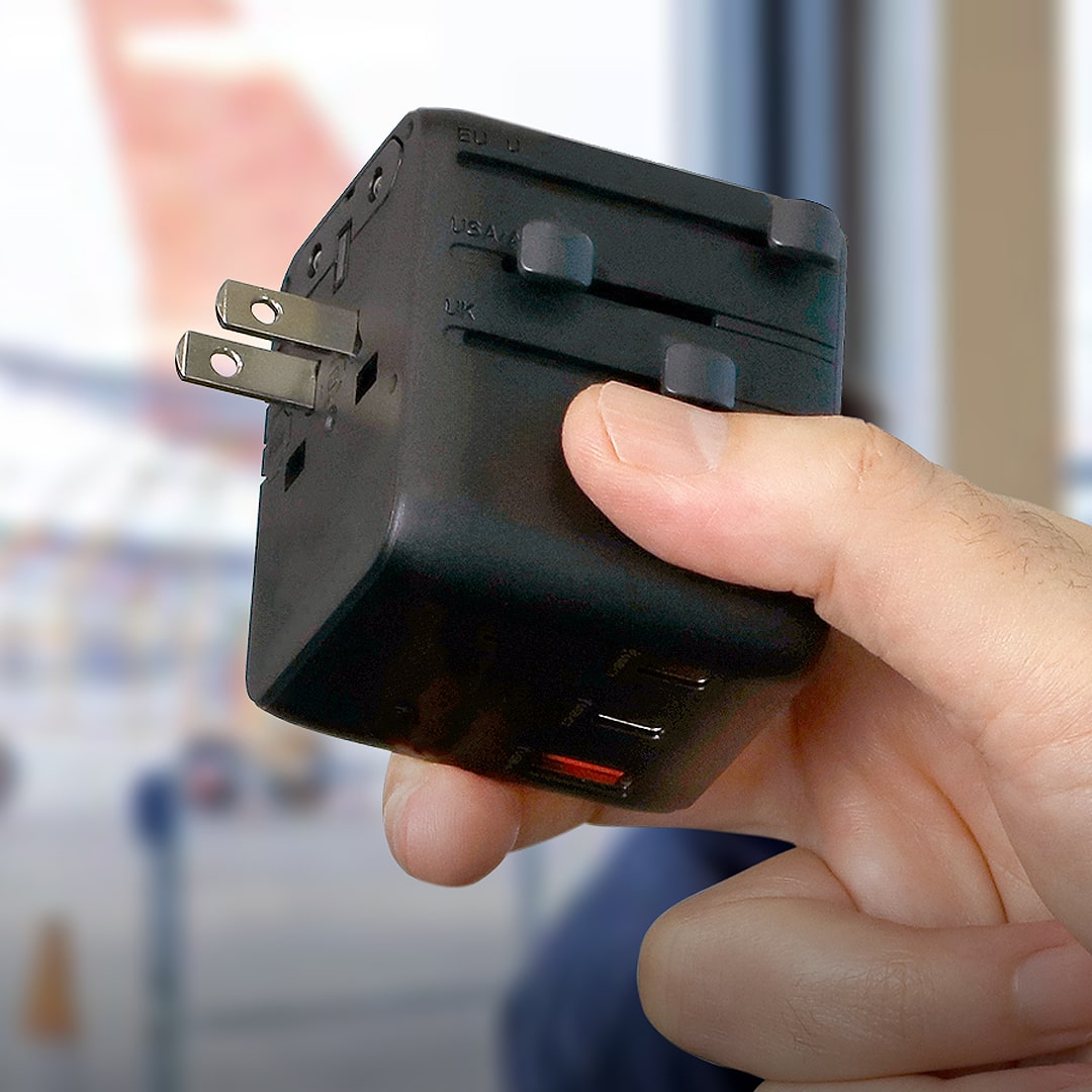 aluratek collections power charging universal adapters black